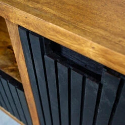 Industrieel Tv-meubel Felix 2-deurs Zwart Mangohout 40x140x55 Cm Mangohout 7 Industrieel Tv-meubel Felix 2-deurs Zwart Mangohout 40x140x55 Cm Mangohout -VIDAL Salle De Bain Winkel 1000042288 0103