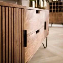 Namra Tv Meubel Mangohout Zandkleur - 35x135x55 Cm -VIDAL Salle De Bain Winkel 1000094120 0102